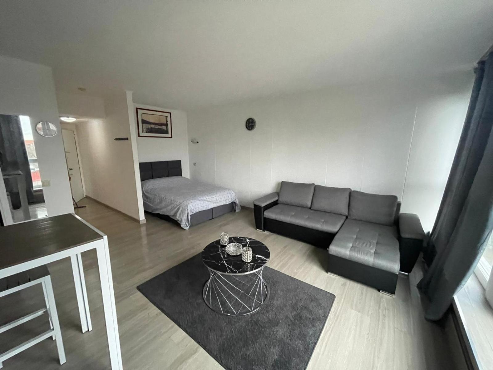 Apartment Elegant A Louise, Quartier Prestige De *