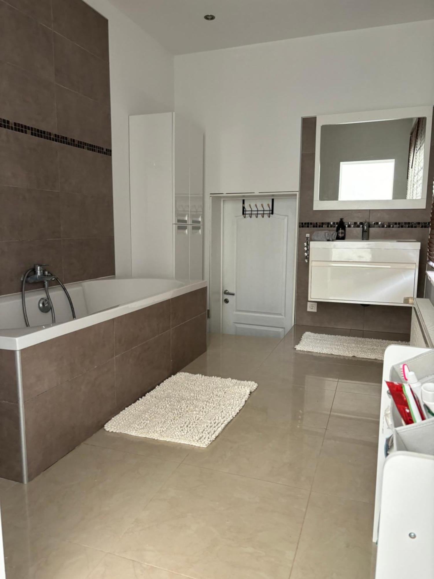 Apartment Maison Ameluan *