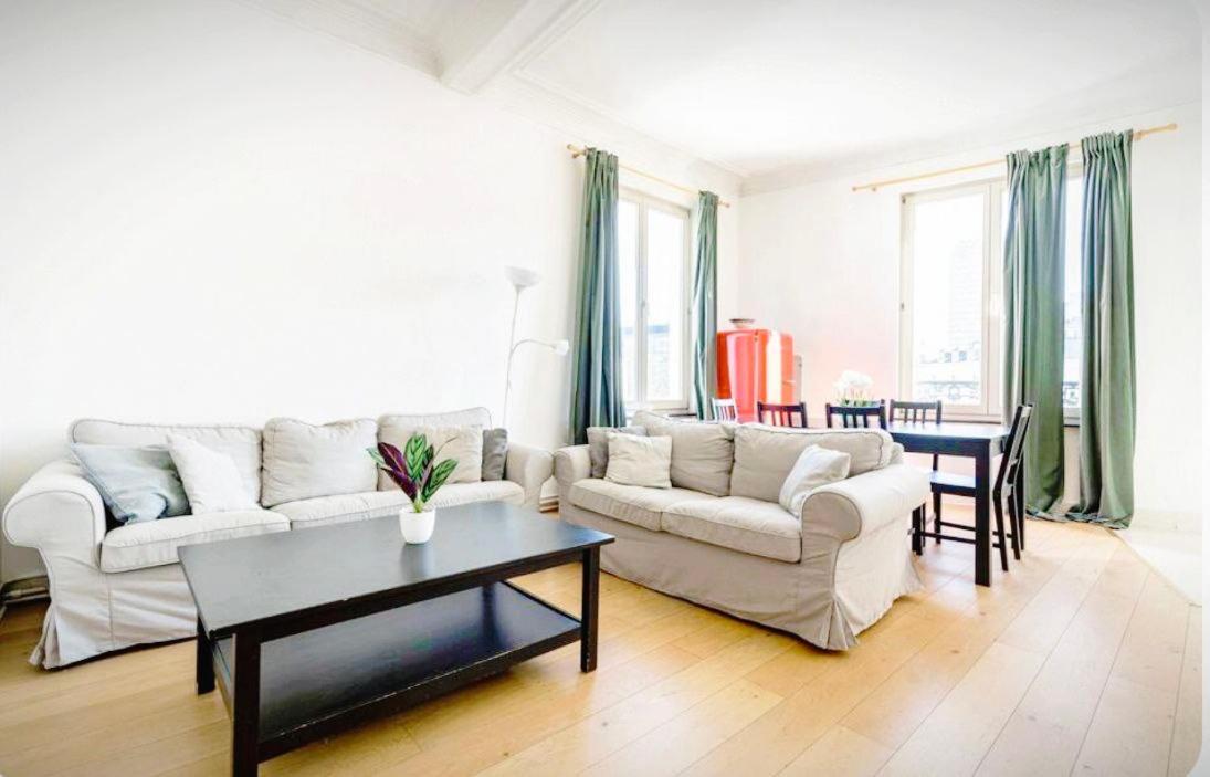 Căn hộ Place De La Liberte 2 Bedroom