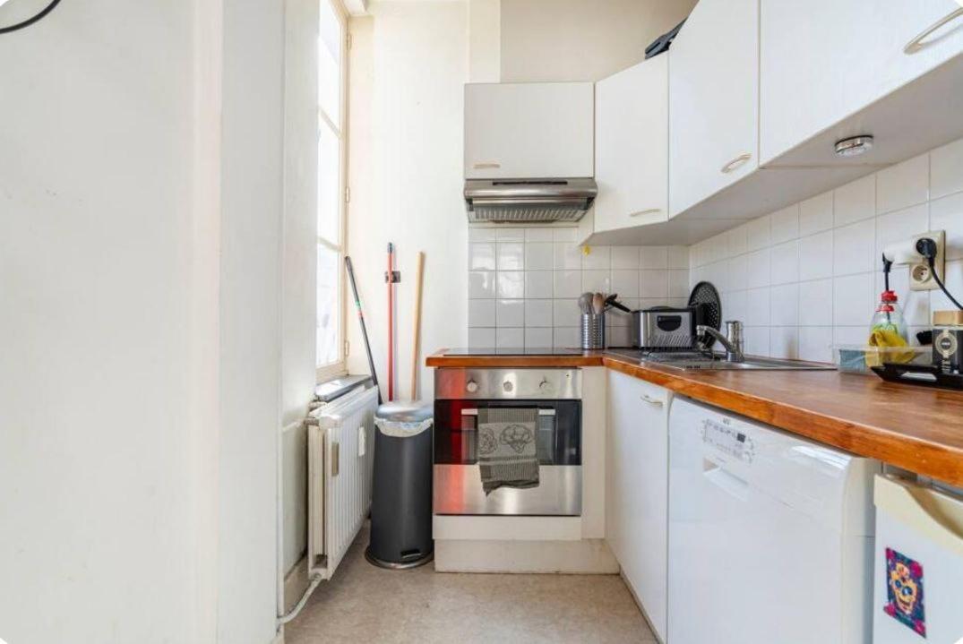 Place De La Liberte 2 Bedroom Căn hộ Brussels