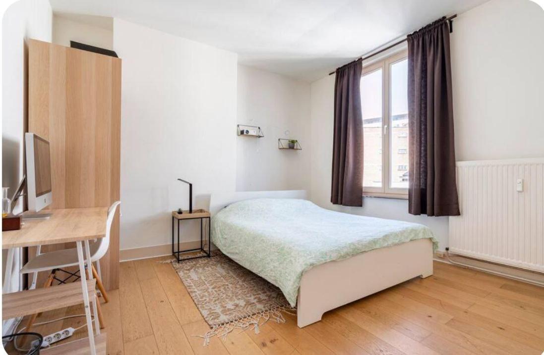 Place De La Liberte 2 Bedroom Căn hộ *