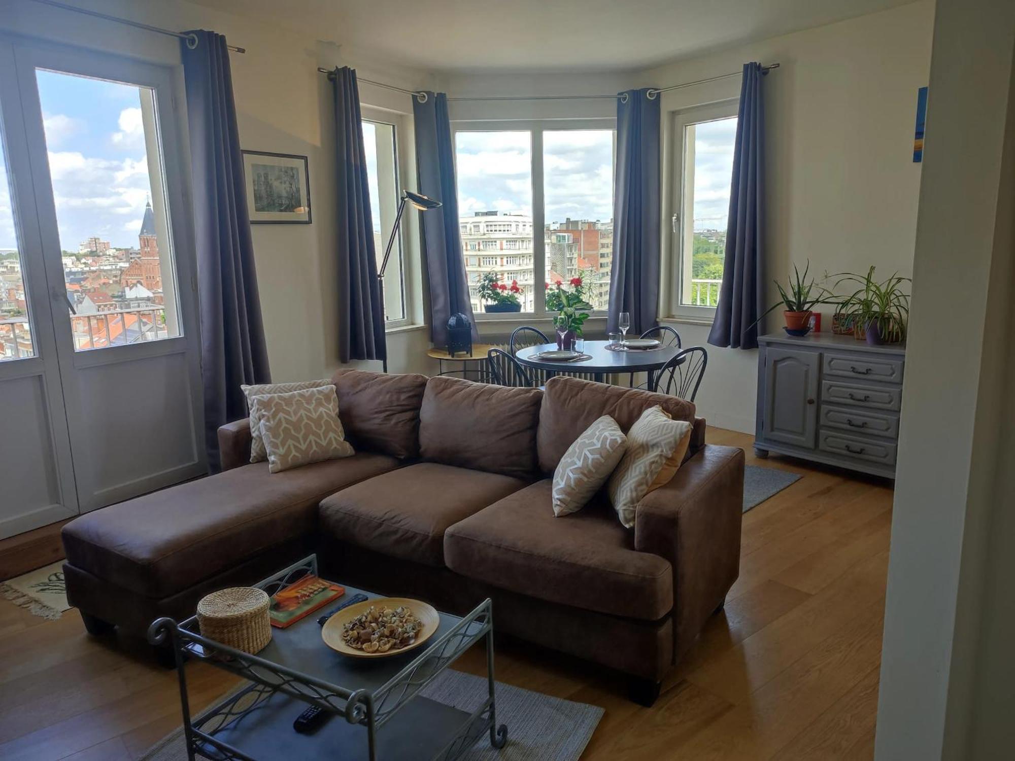 Apartment Charming In Etterbeek 70 M² With Balcony *