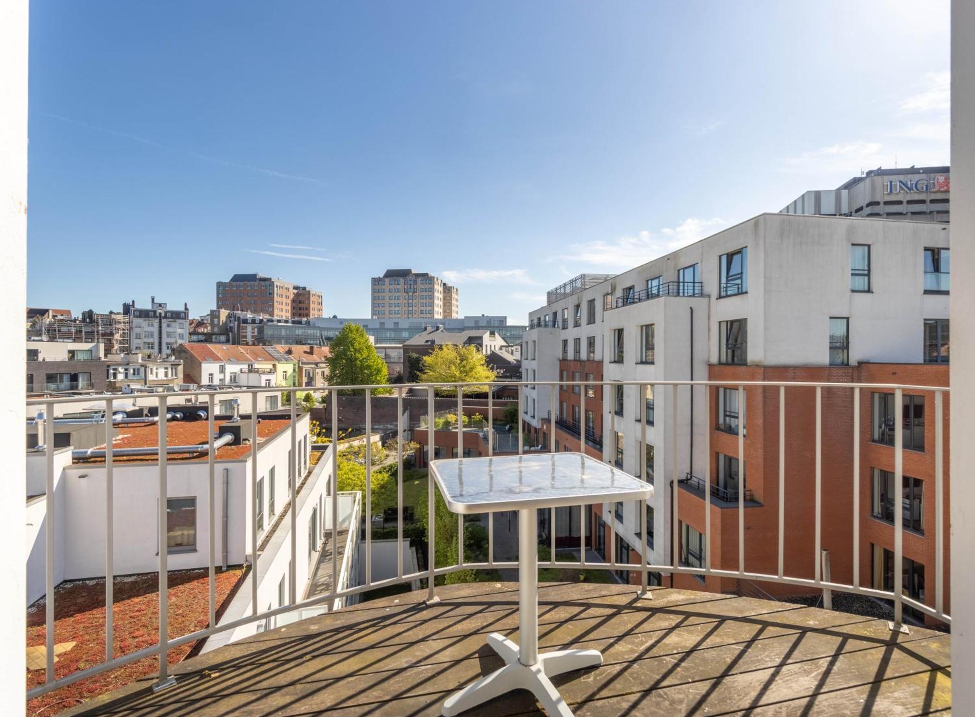 Elegance Cinquantenaire Apartment *