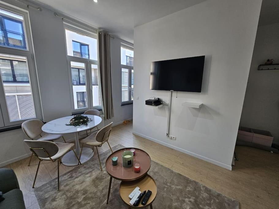 Cosy Joseph Claes Apartment Brussels