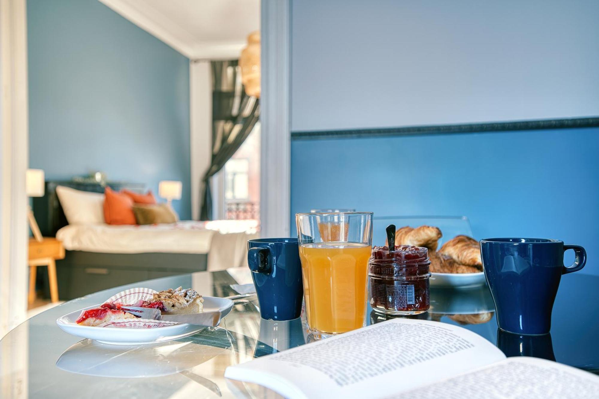 Comenstay Acomodação com café da manhã  *