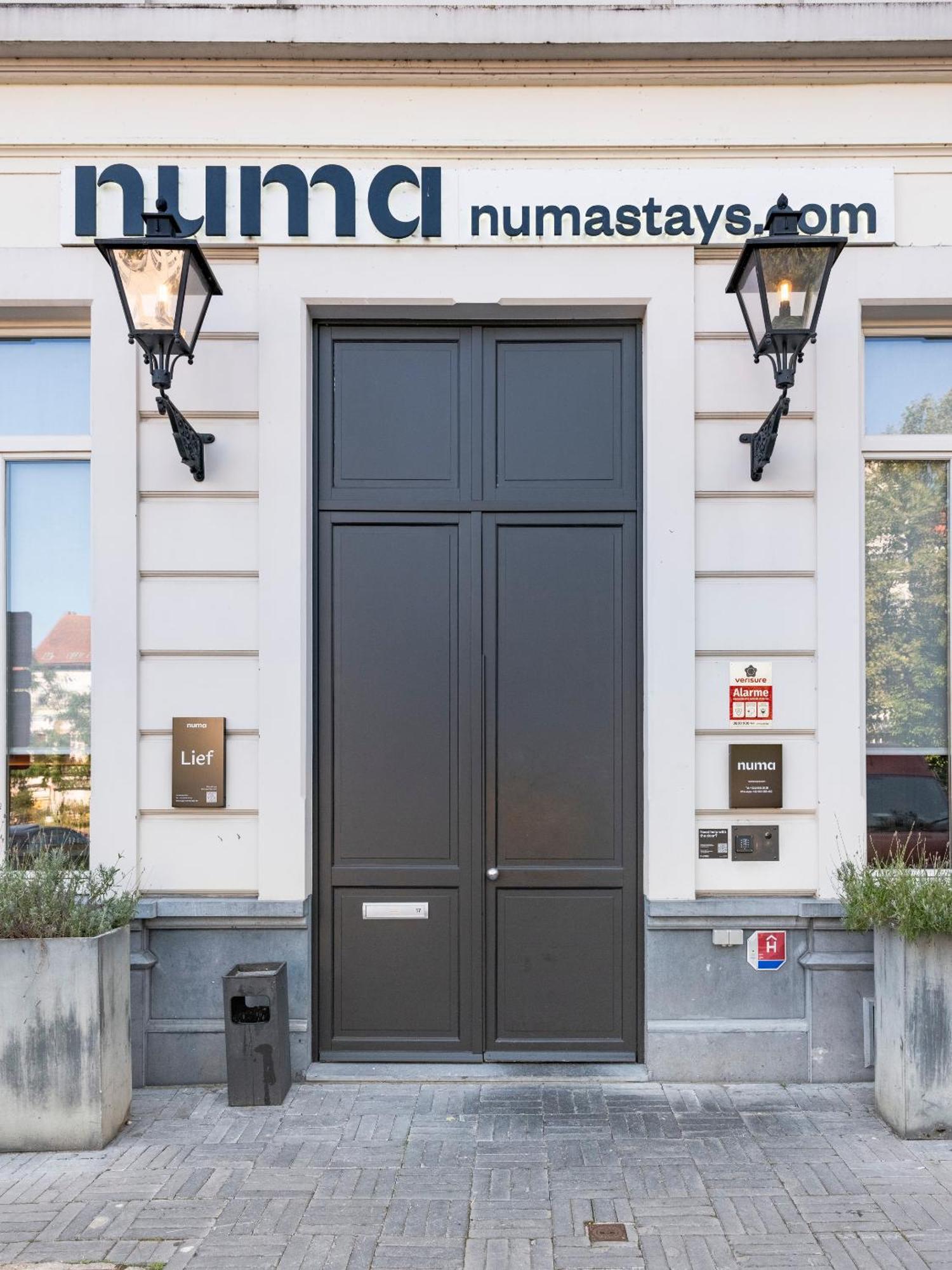 Aparthotel Numa Brussels Lief 4*