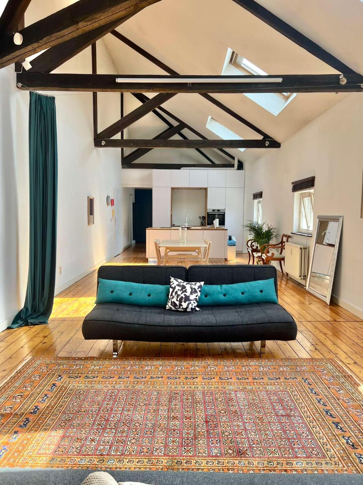 Superbe Loft En Plein Coeur Du Centre-ville ! Appartement *