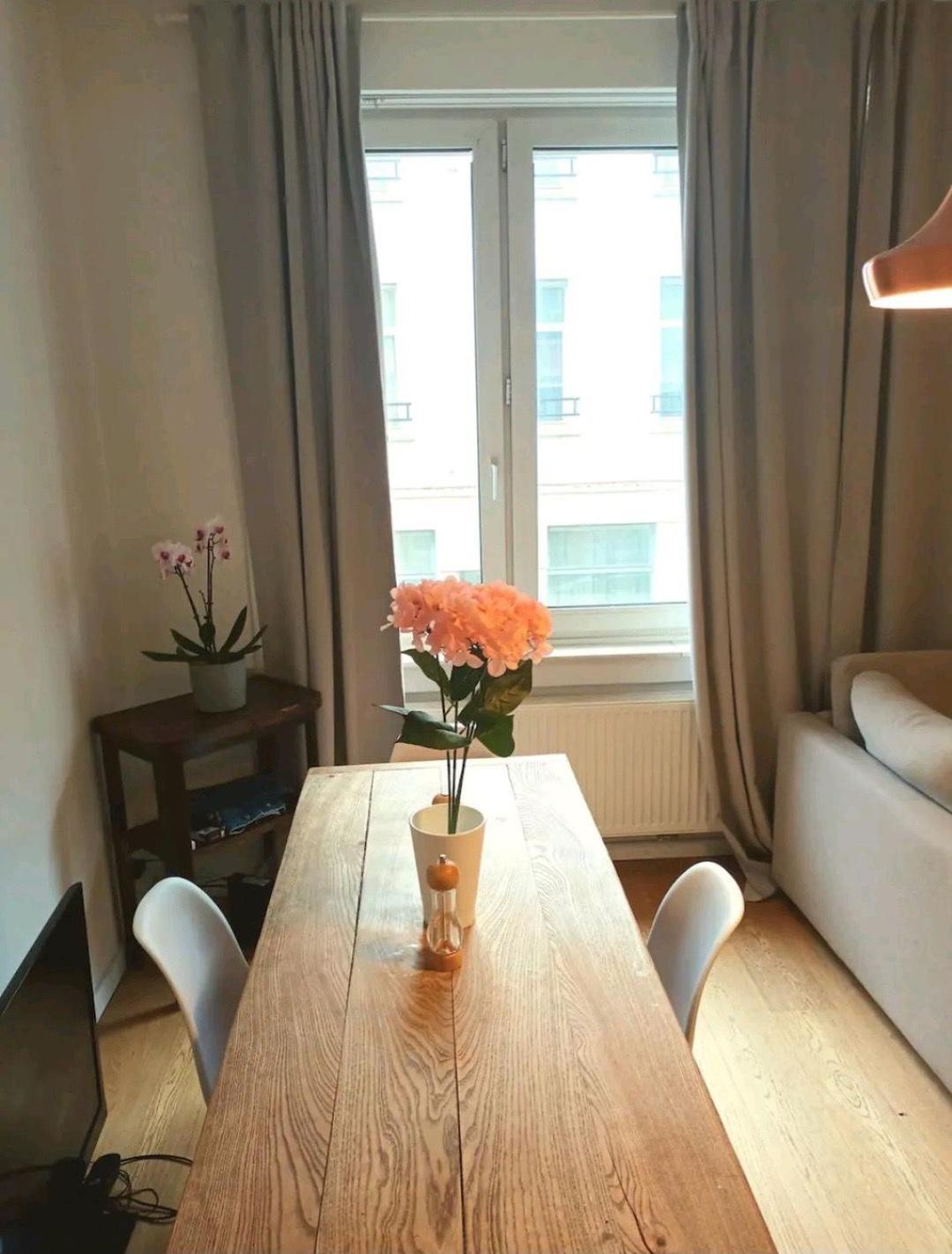 Beautiful 2 Bedroom In Place Flagey Bxl Apartment *