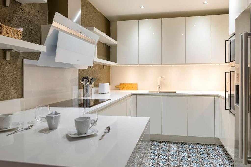 Authentic Belgian Home, Downtown Villa