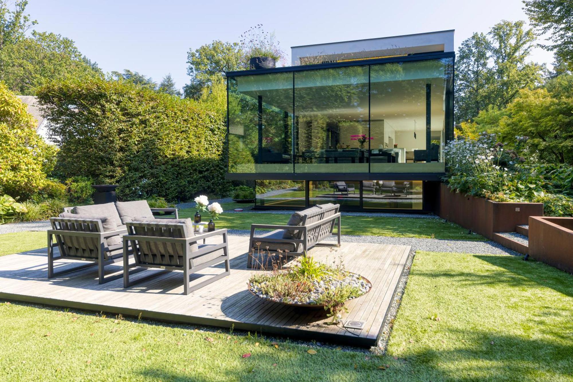 Luxurious 1000m2 With Garden And Pool * Brussels