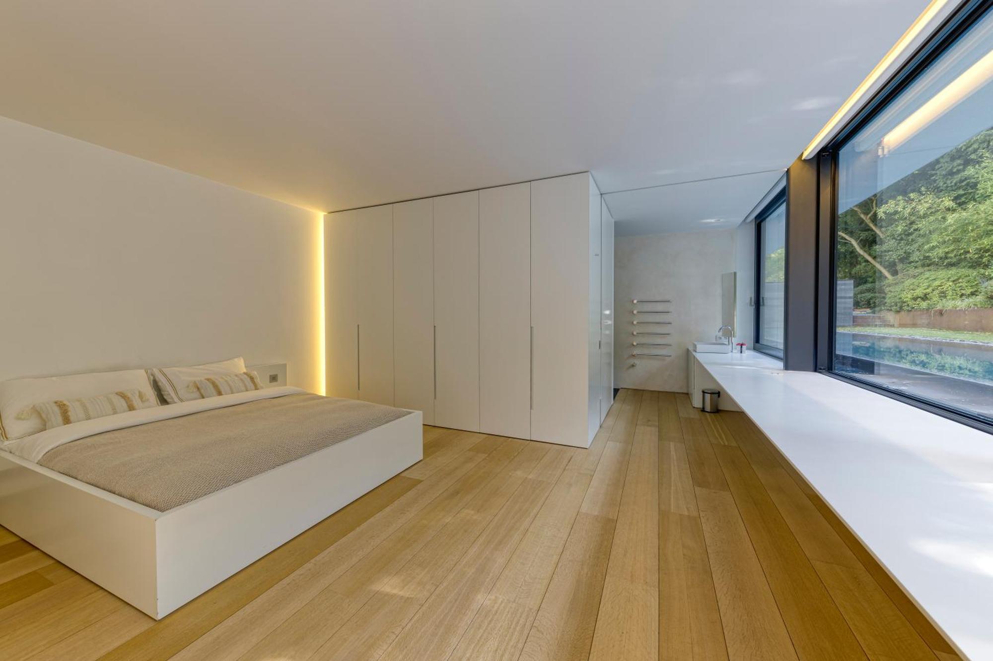 Luxurious 1000m2 With Garden And Pool Villa *