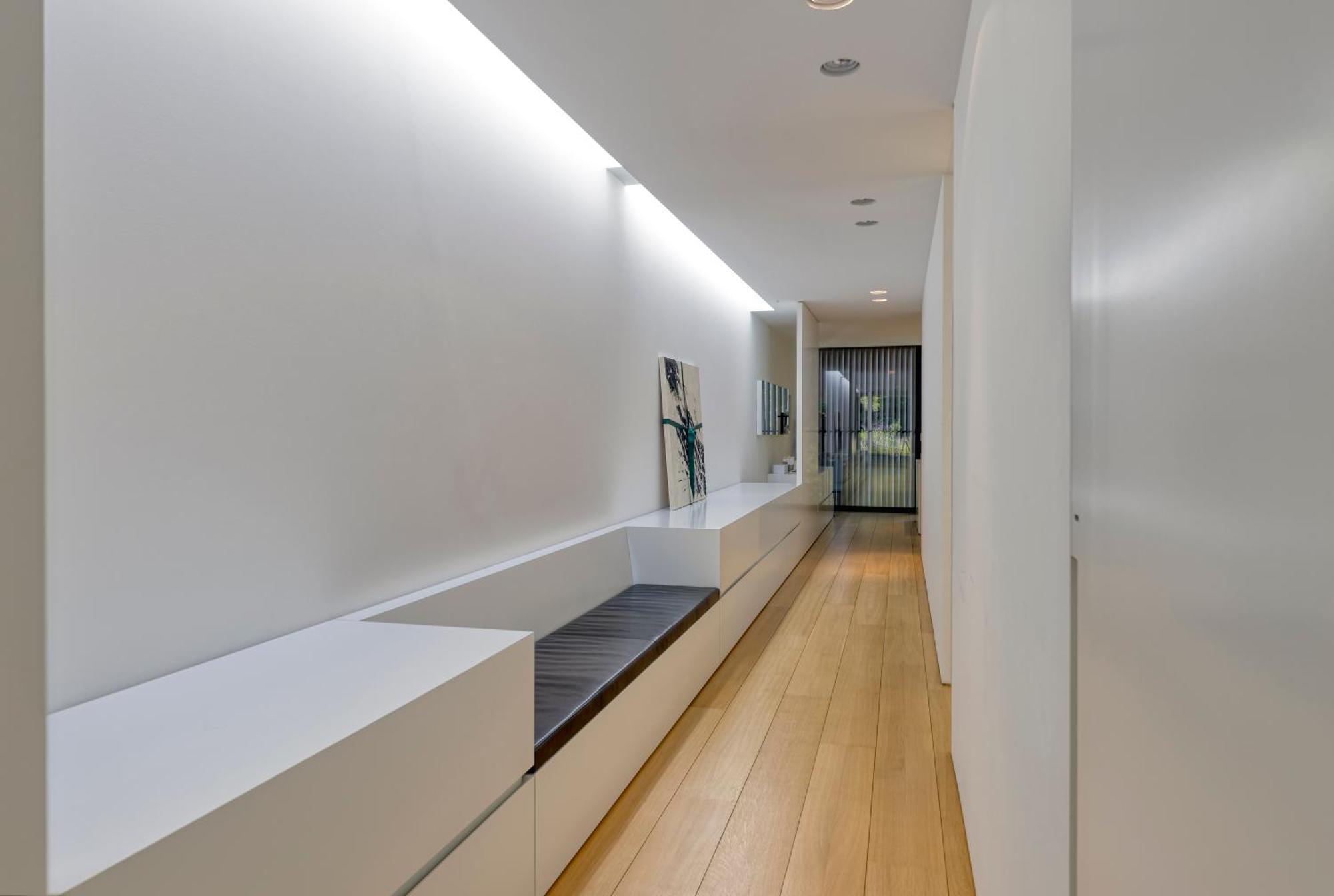 Luxurious 1000m2 With Garden And Pool * Brussels