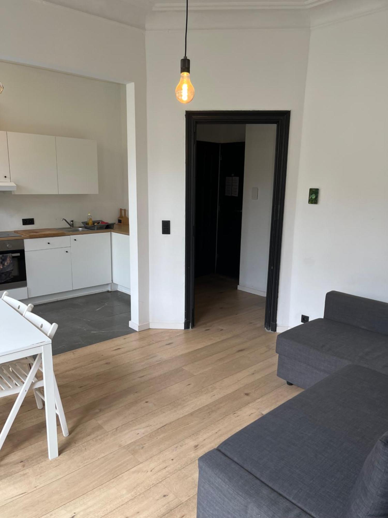 Midi Flat Brussels