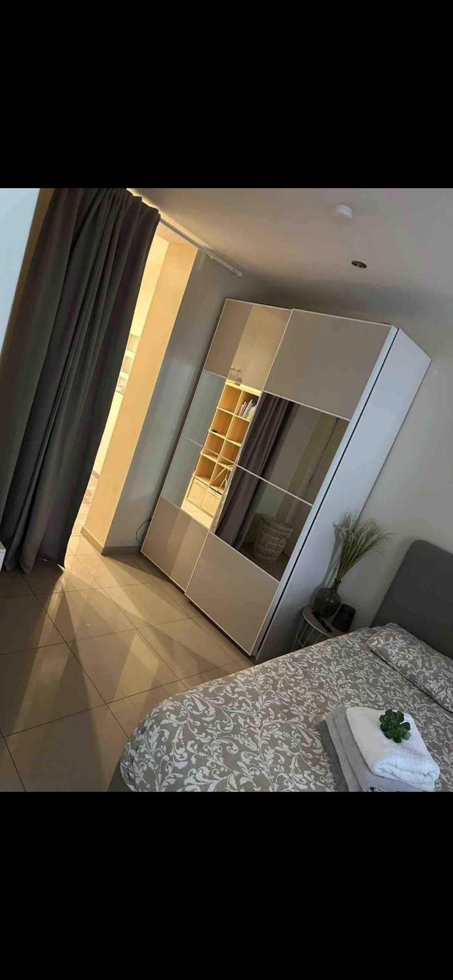 Appartement Spacieux Avec Terrasse Et Garage Prive