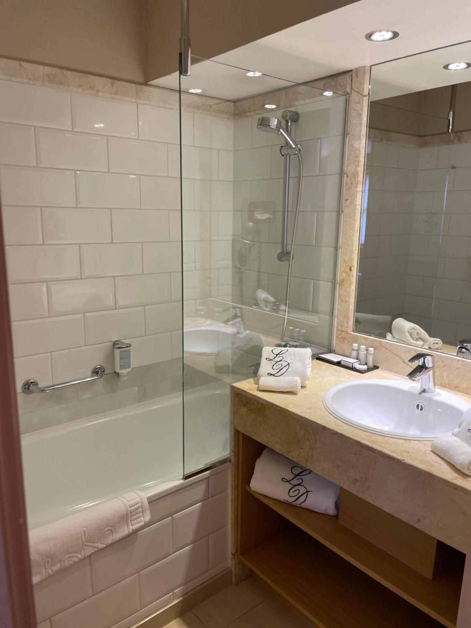 Le Dixseptieme Hotel 4*