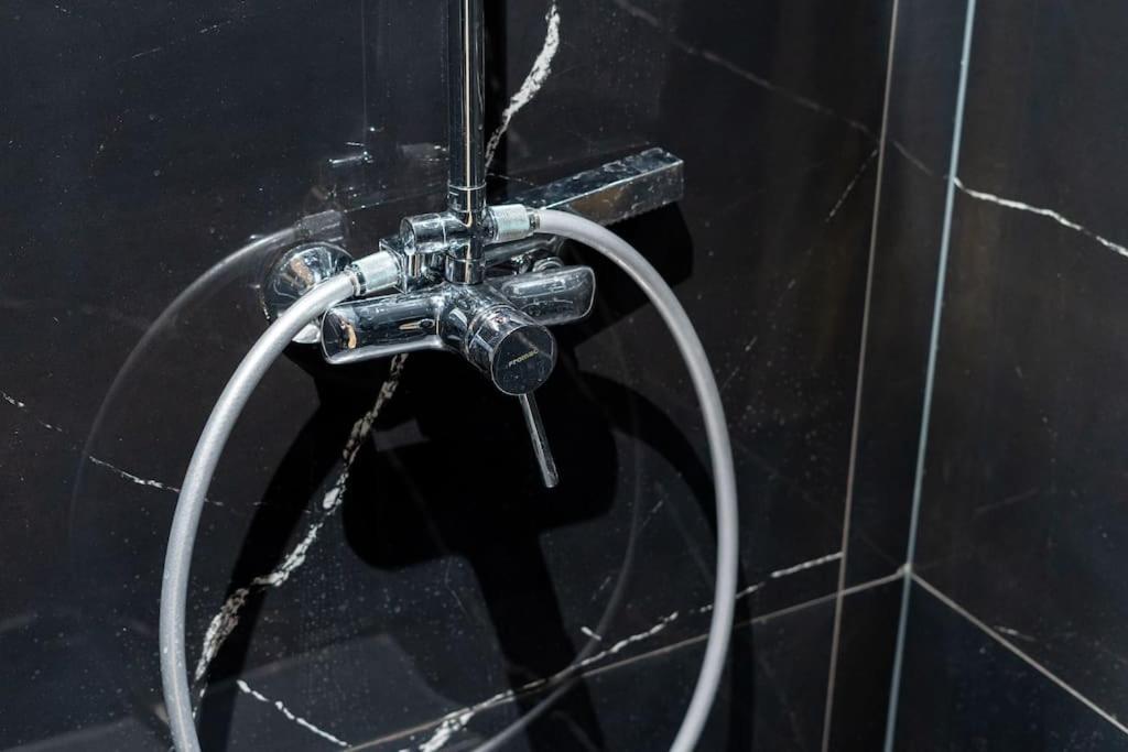 Luxueux 5 Chambre-verifiez Le Numero Sur Les Images