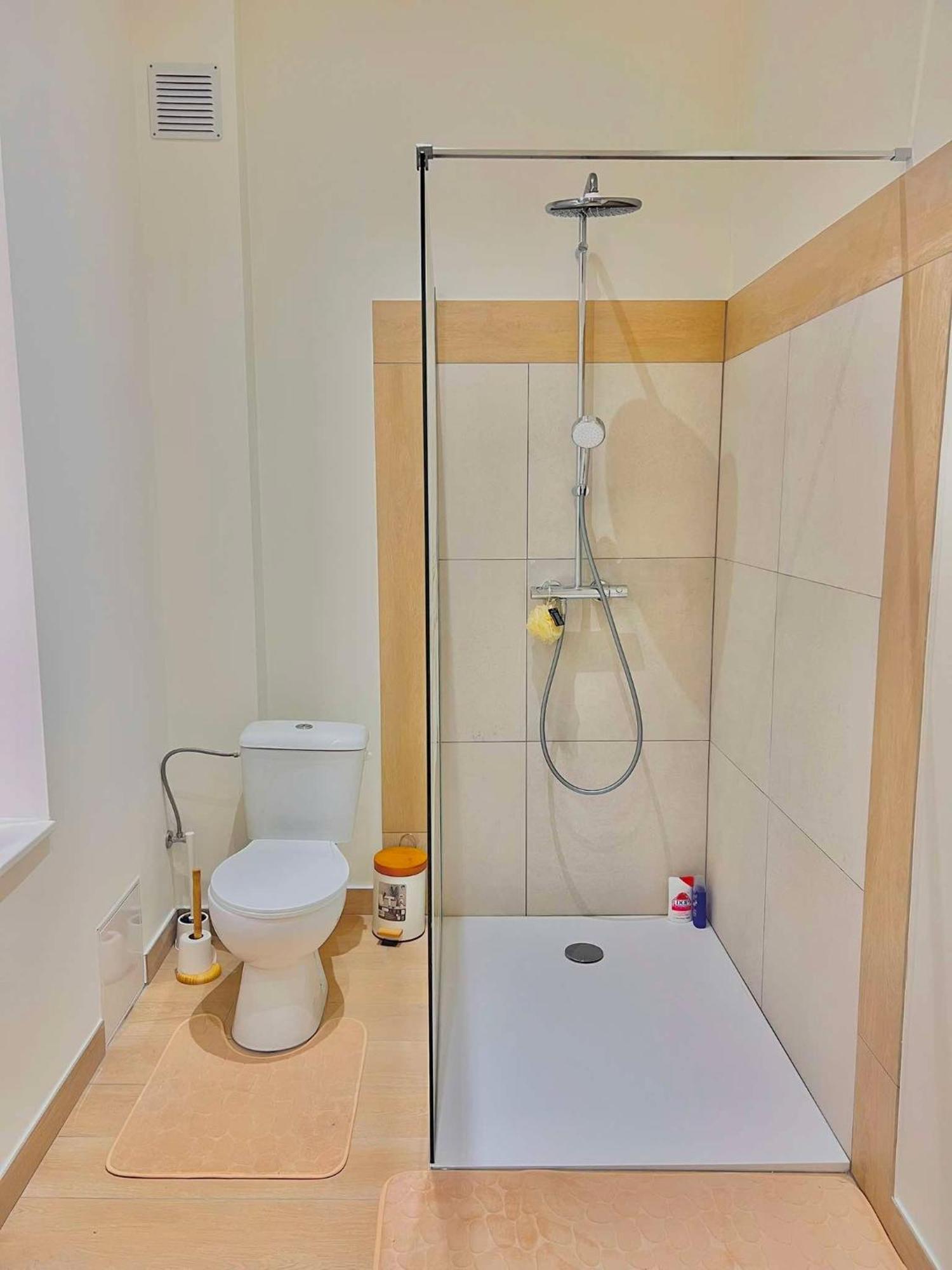 Renove & Scintillant A Apartment *