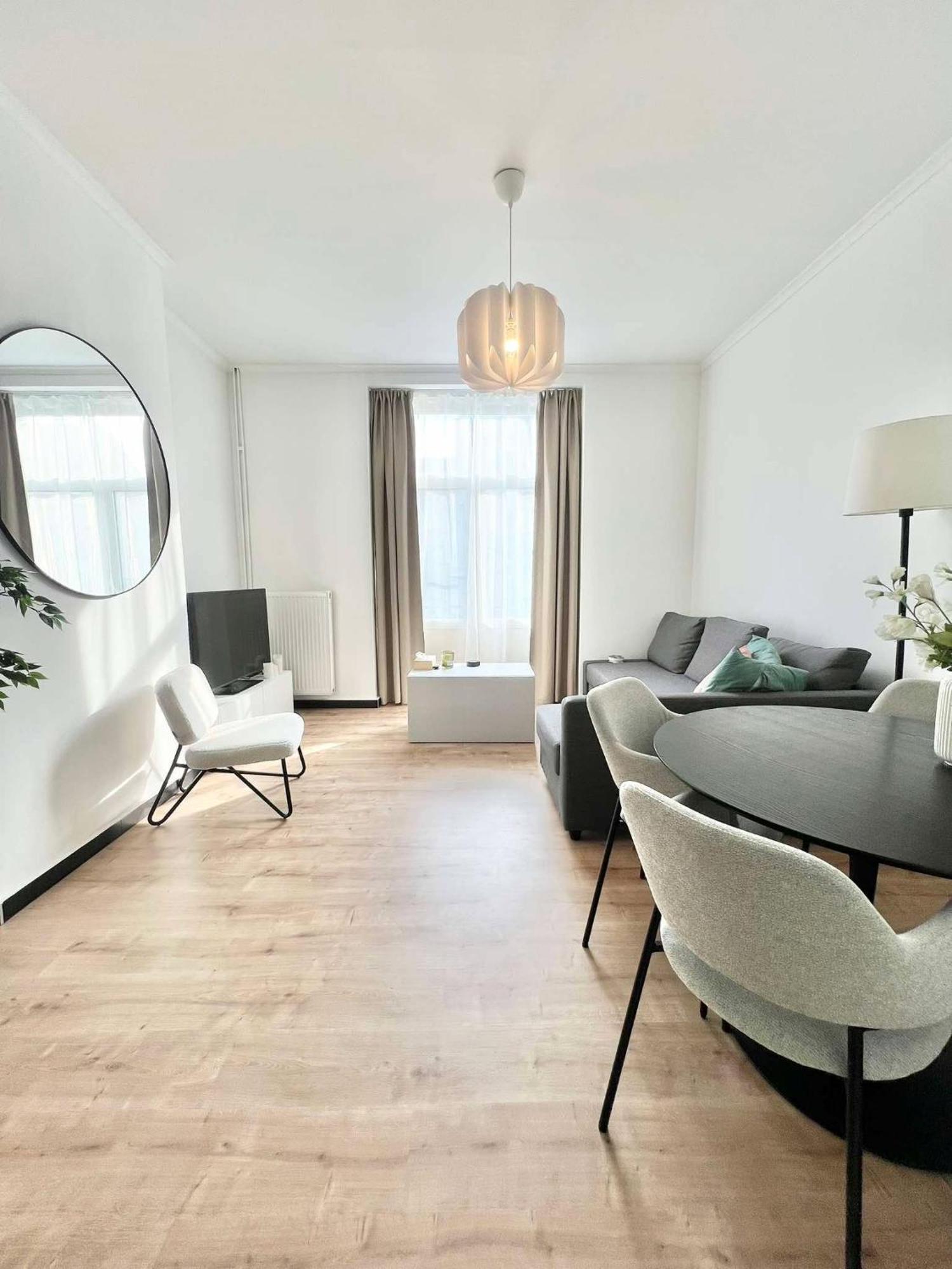 Apartment Elegance & Confort A Tour&taxis Brussels