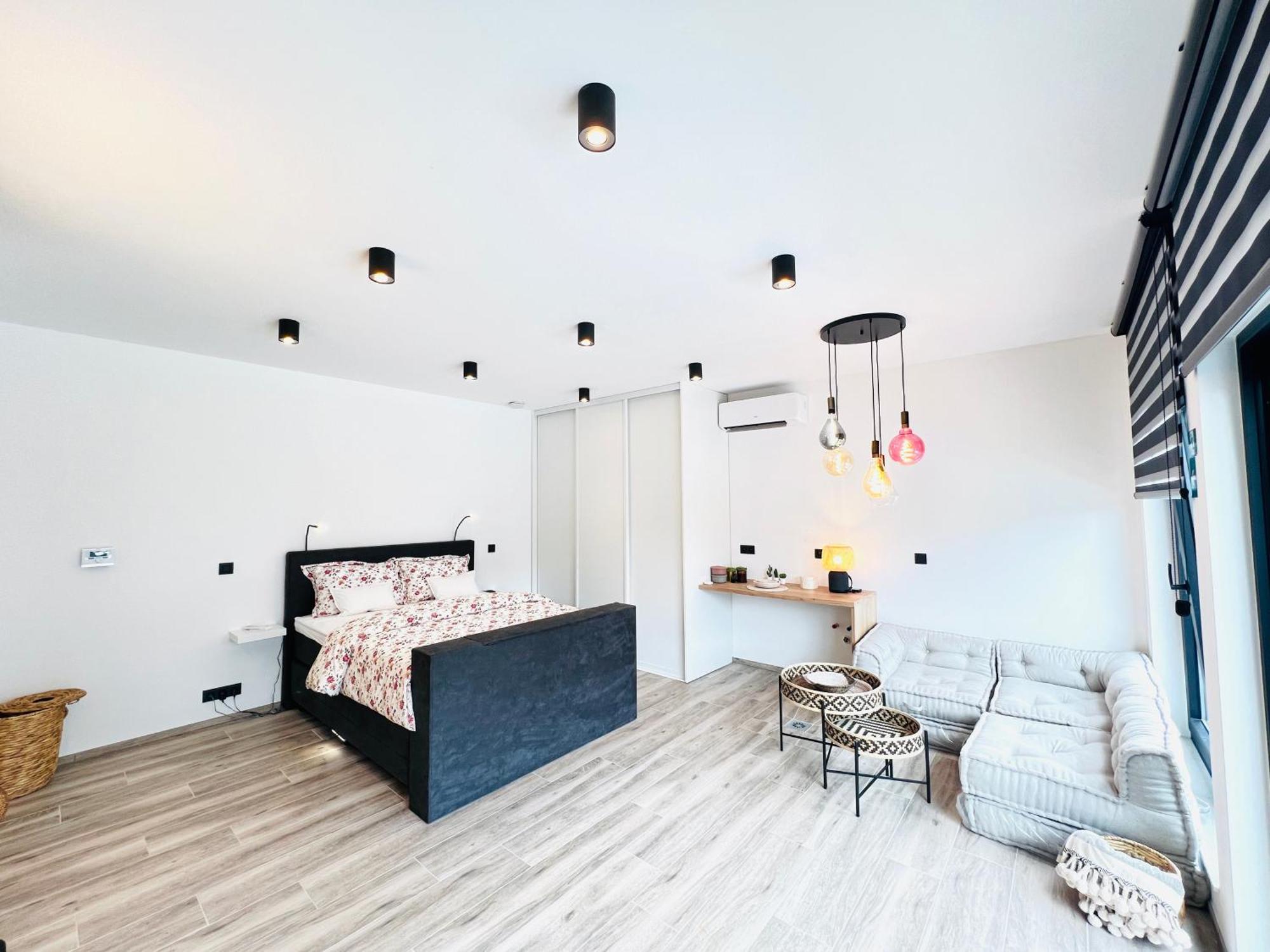 Luxurious Escape - Loveserenity With Pool And Jacuzzi Wemmel
