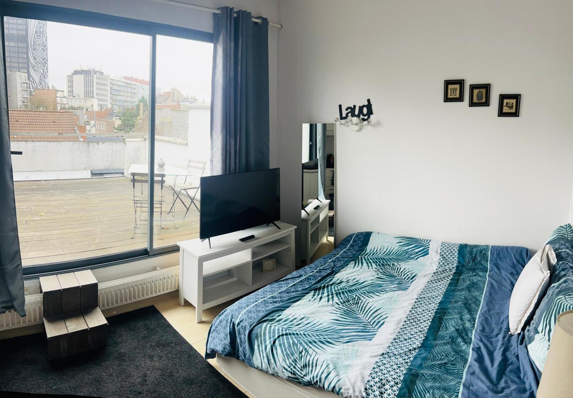Surplombant Louisa Appartement