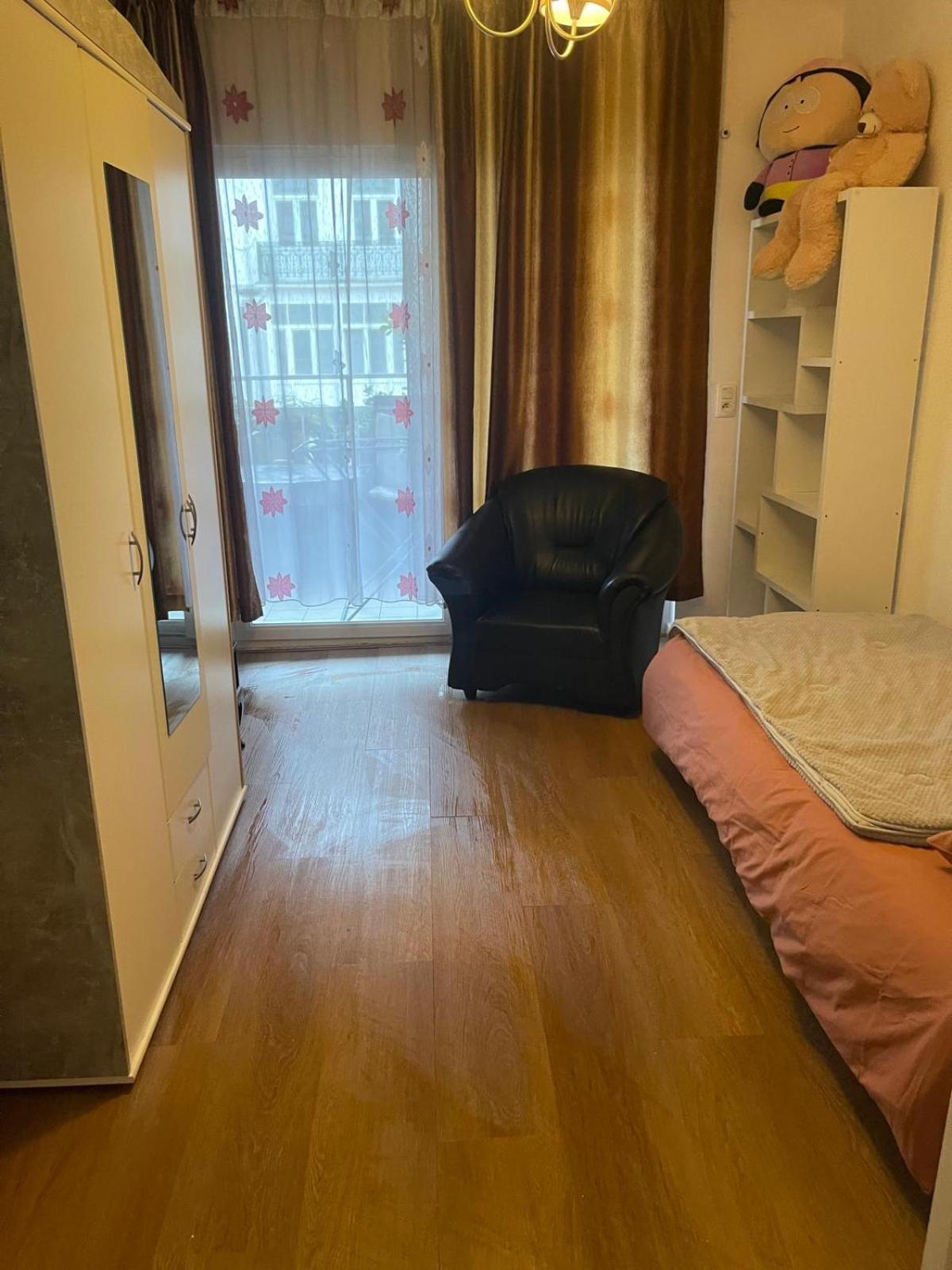Apartchazal * Brussels