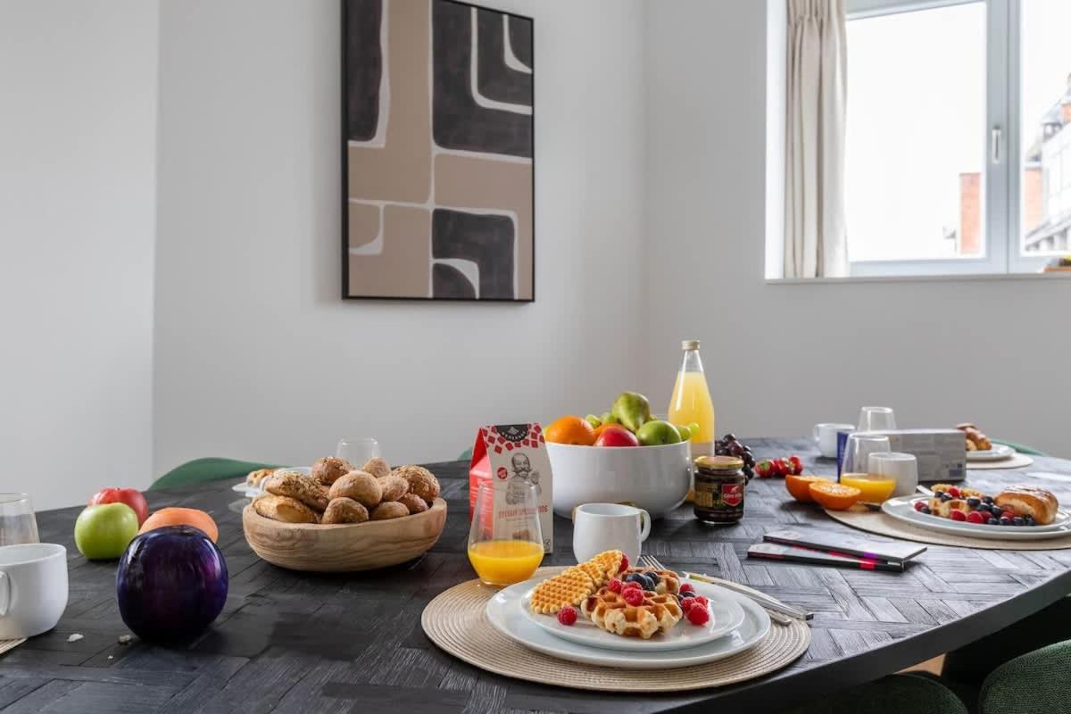 Spacious 3bd Apt In Uccle - Ch6 Apartment *