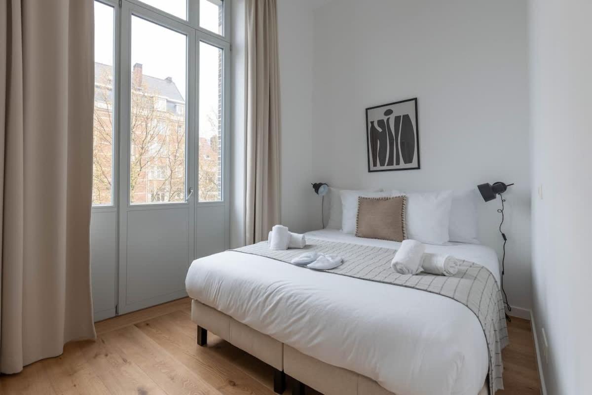 Spacious 3bd Apt In Uccle - Ch 4 *