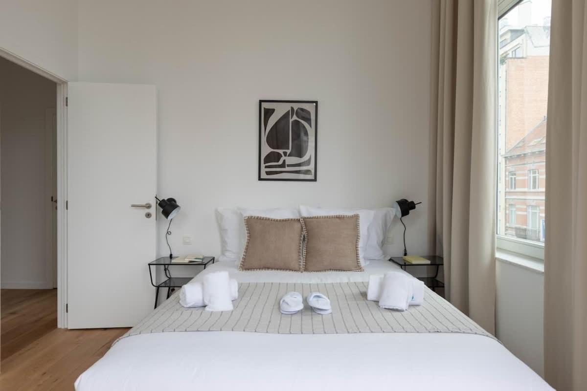 Spacious 3bd Apt In Uccle - Ch 4 Apartment