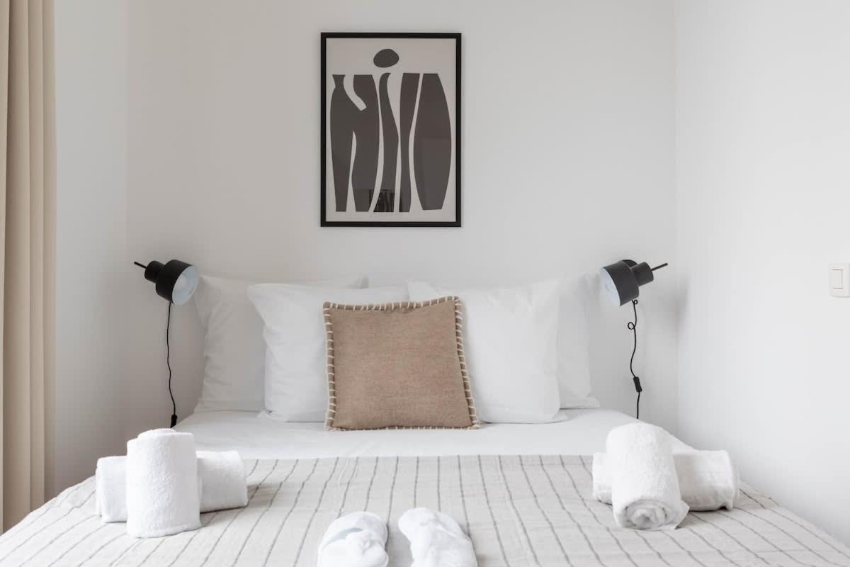 Apartment Spacious 3bd Apt In Uccle - Ch 4 *