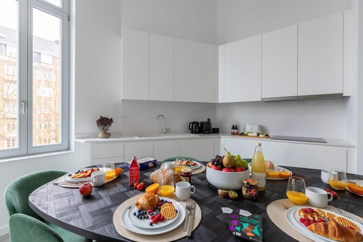 Spacious 3bd Apt In Uccle - Ch 4