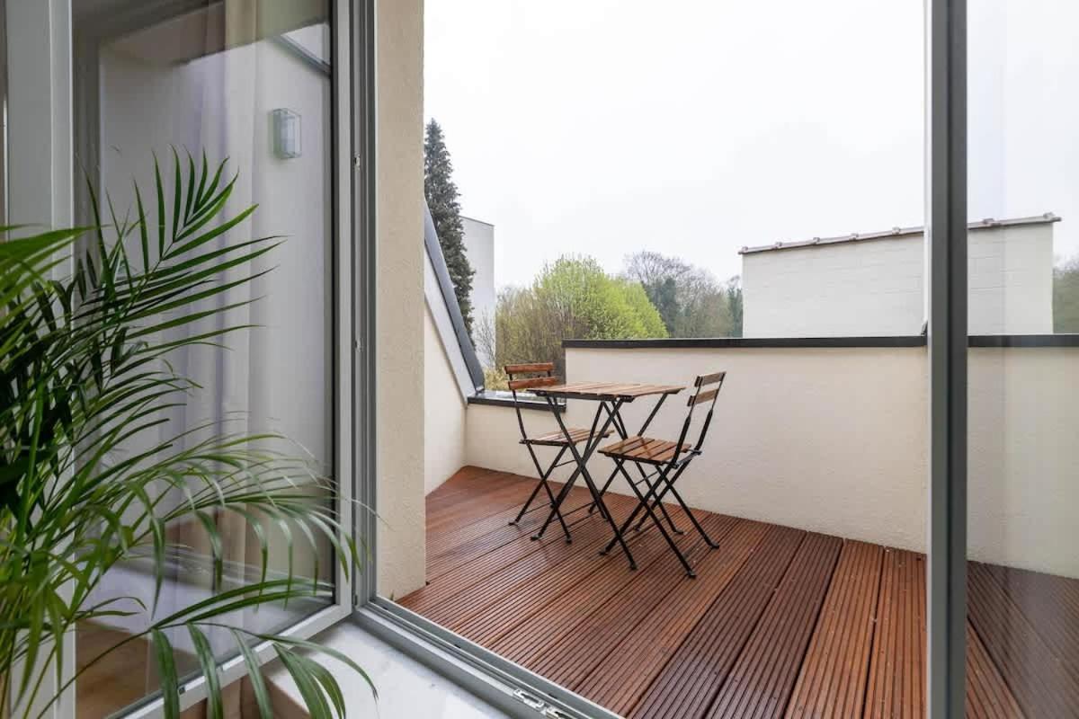 Spacious 3bd Apt In Uccle - Ch 4 *
