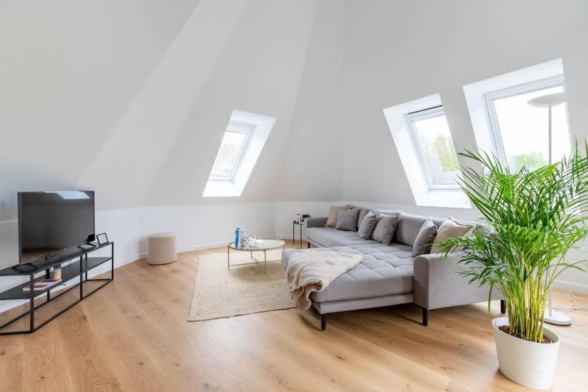 Spacious 3bd Apt In Uccle - Ch 4 Brussels
