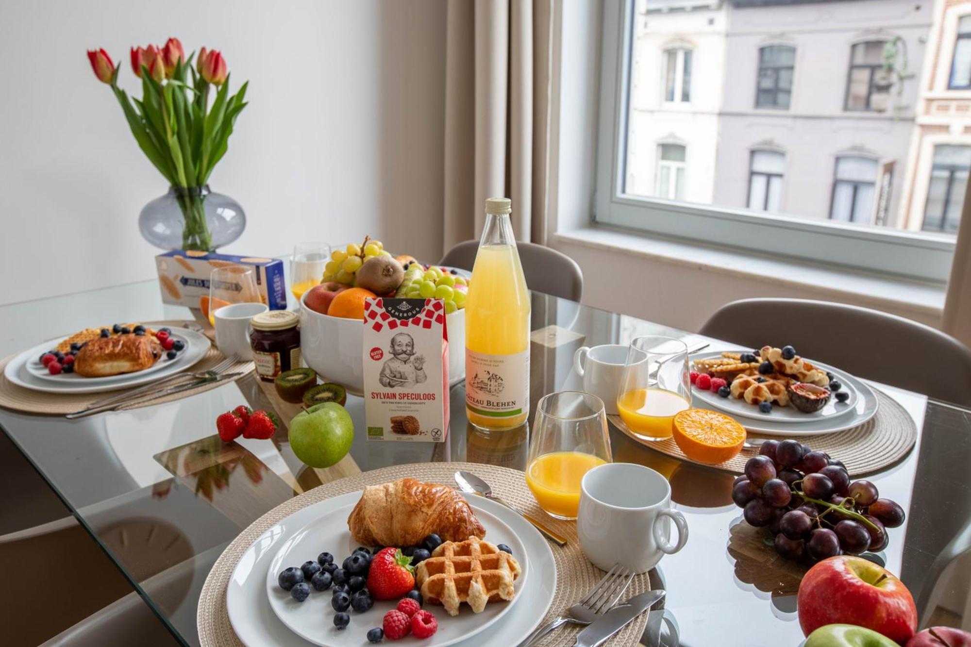 Churchill Apartment *