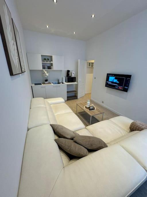 Studio Moderne Bruxelles-midi