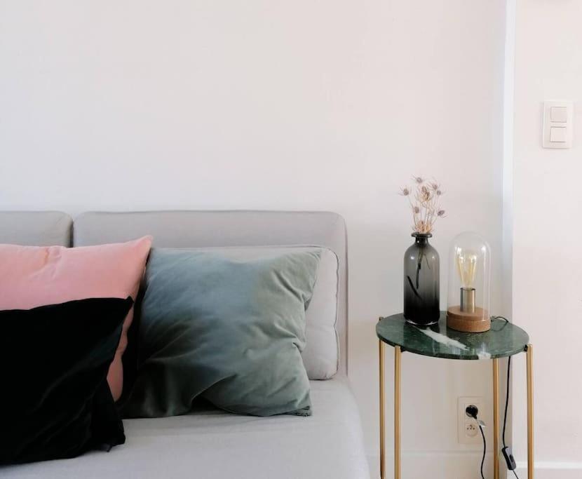 Apartment Beautiful 2 Bedroom Duplex In Le Chatelain *