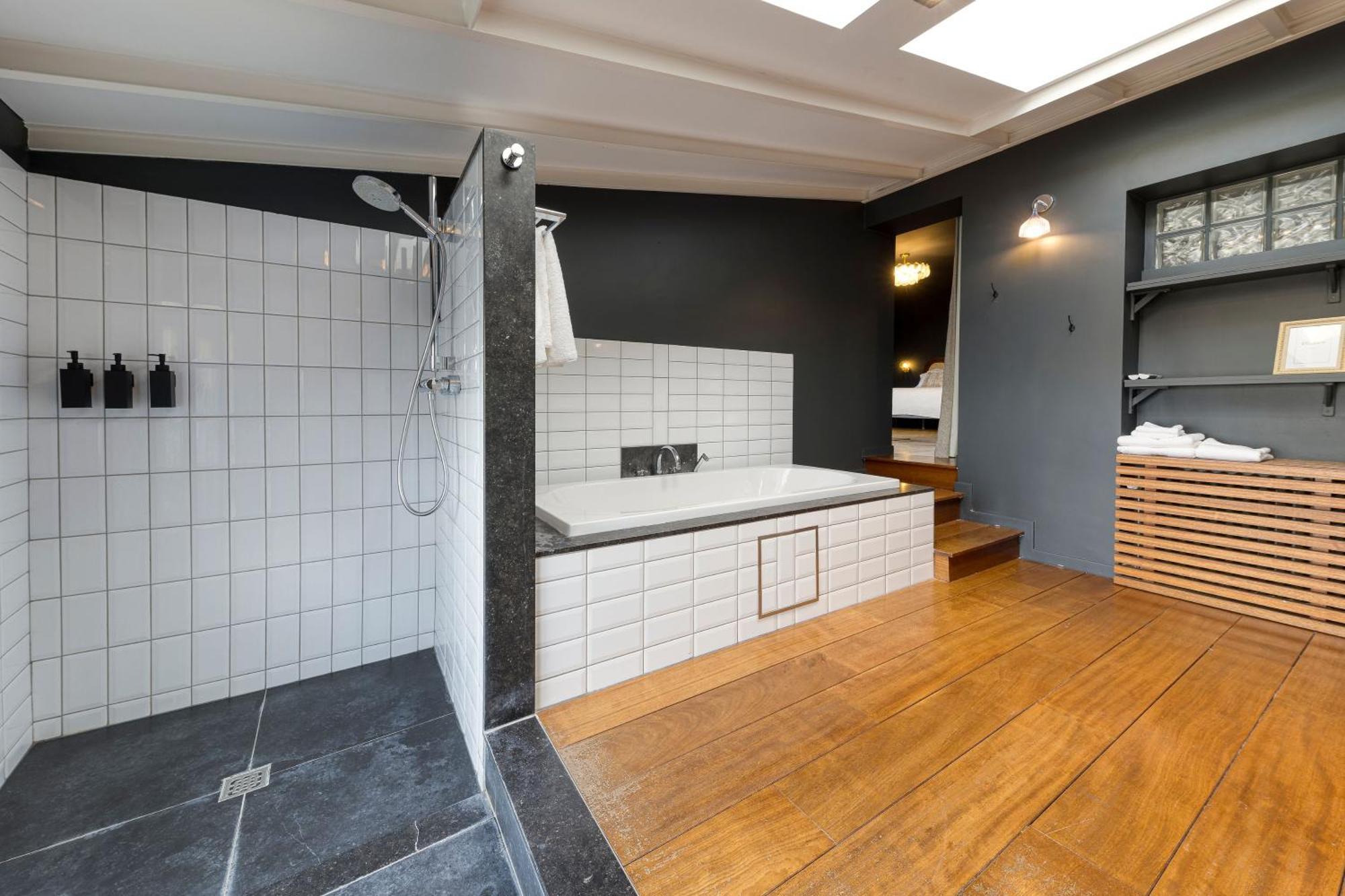 Atelier K - Art In Brussels Guest house *