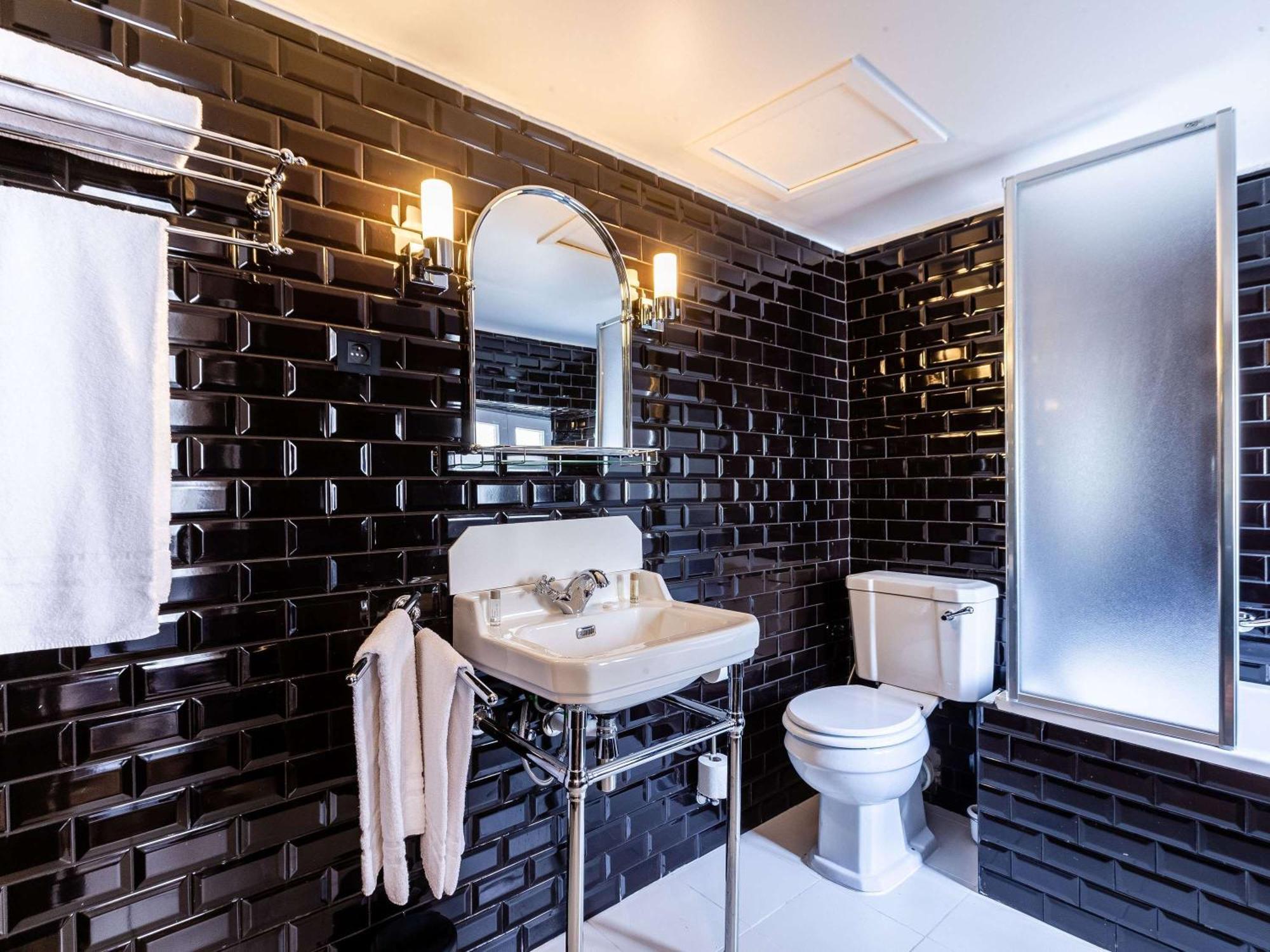 Hotel Des Colonies Brussels By Mercure