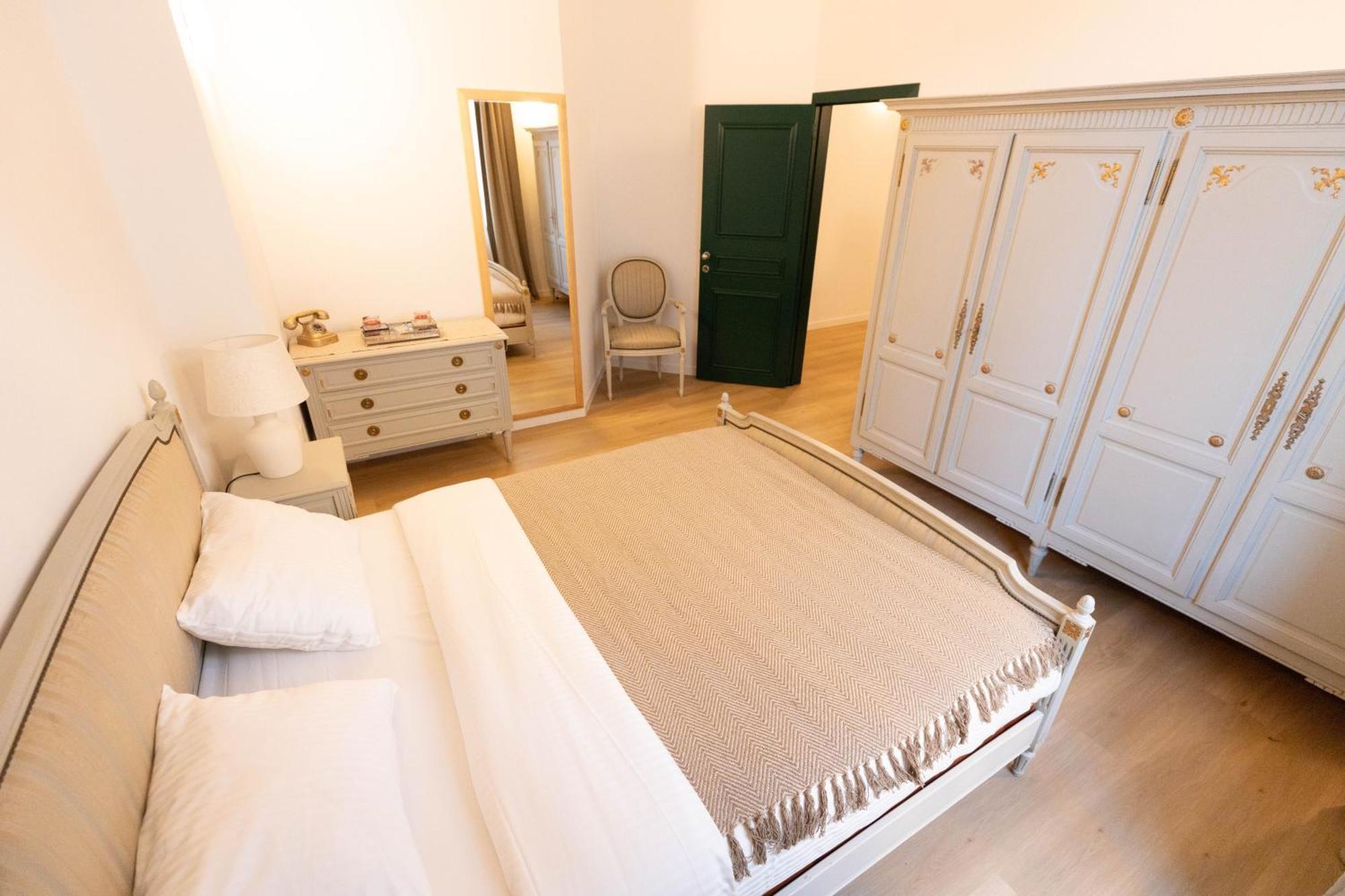 Gotha Aparthotel 4*