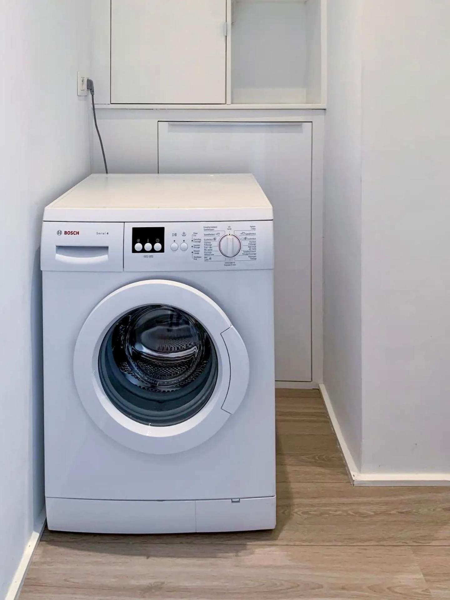 Self Check-in Flat - 4 People - Kitchen - Wifi Apartment *