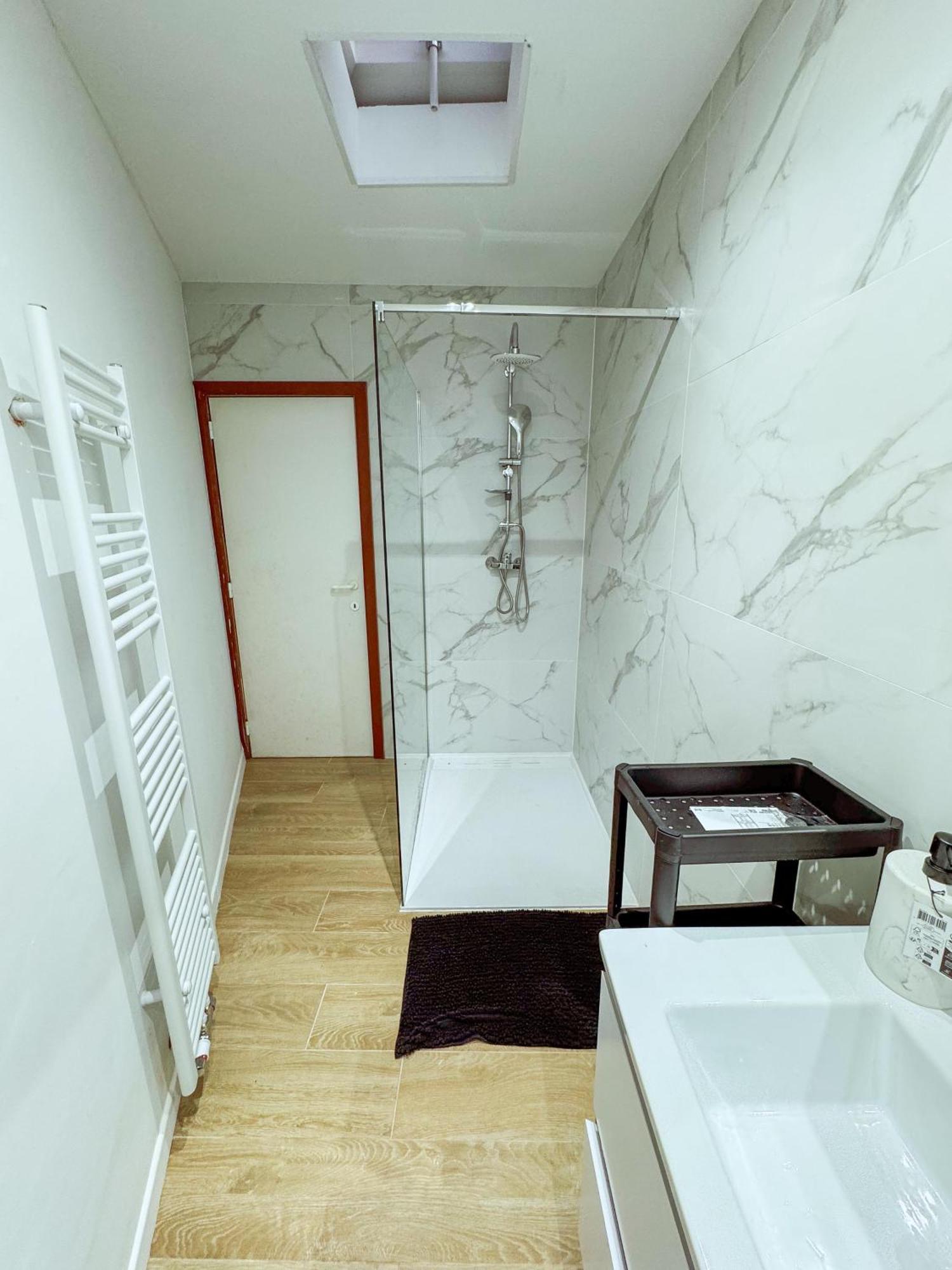 Confort Au Centre De Apartment *