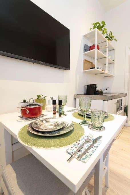 Appartement Lovely In The Heart Of *