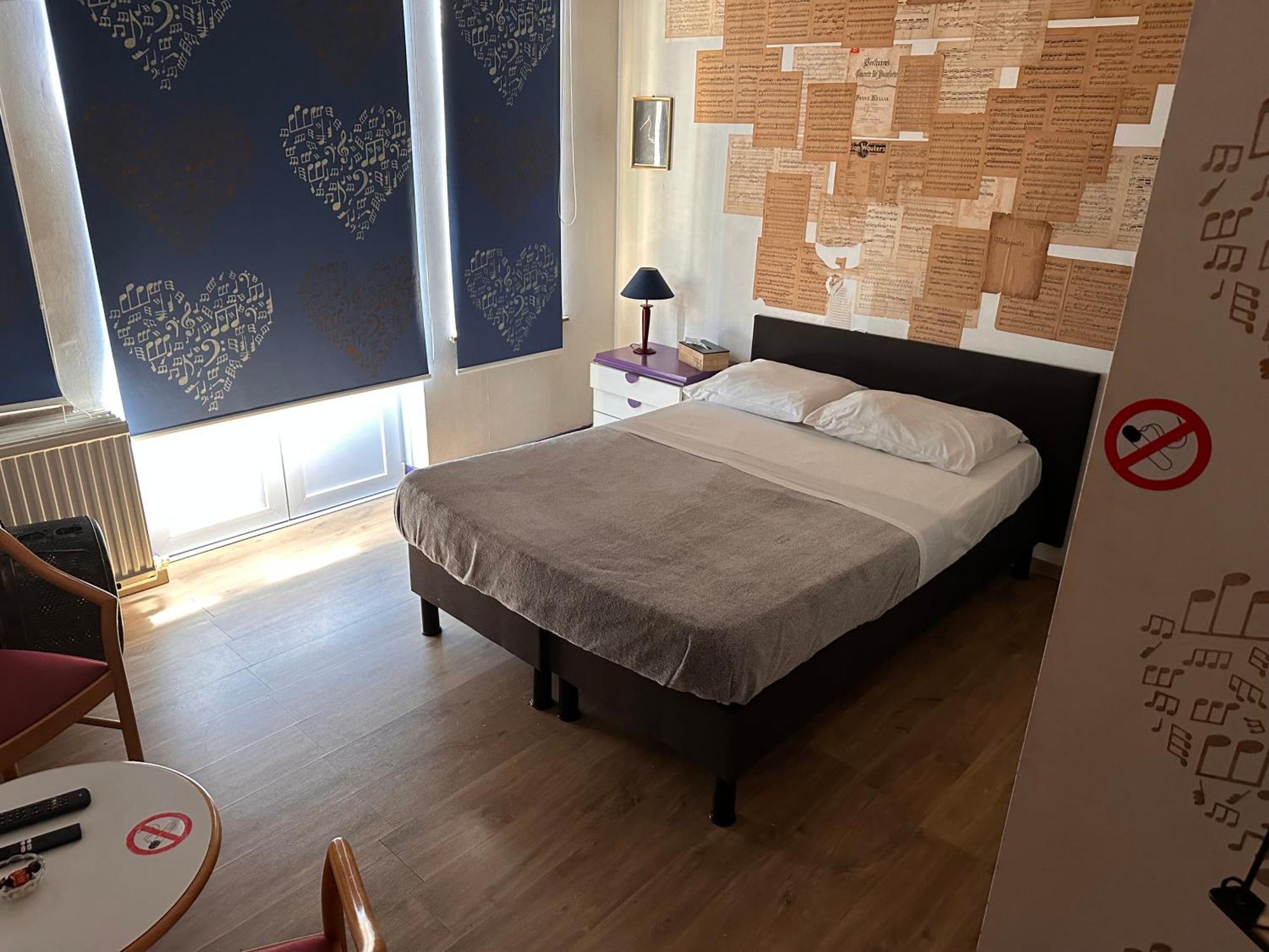Love hotel Musicale