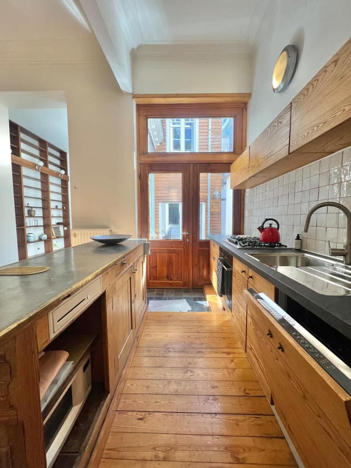 Etonnante Maison Au Style Unique A Bruxelles! Holiday home