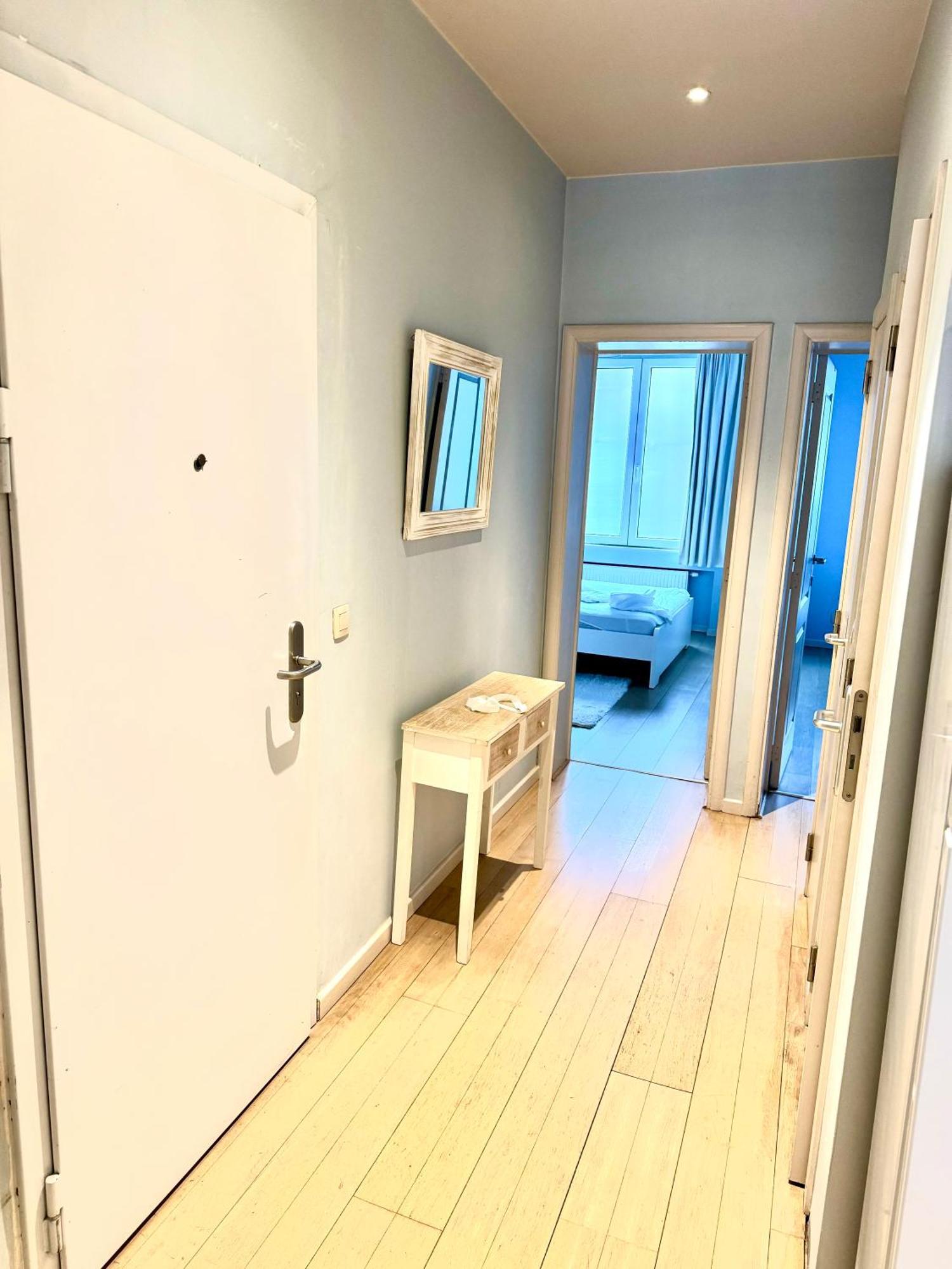 Beautiful 2 Bedroom Familiar Luxury *