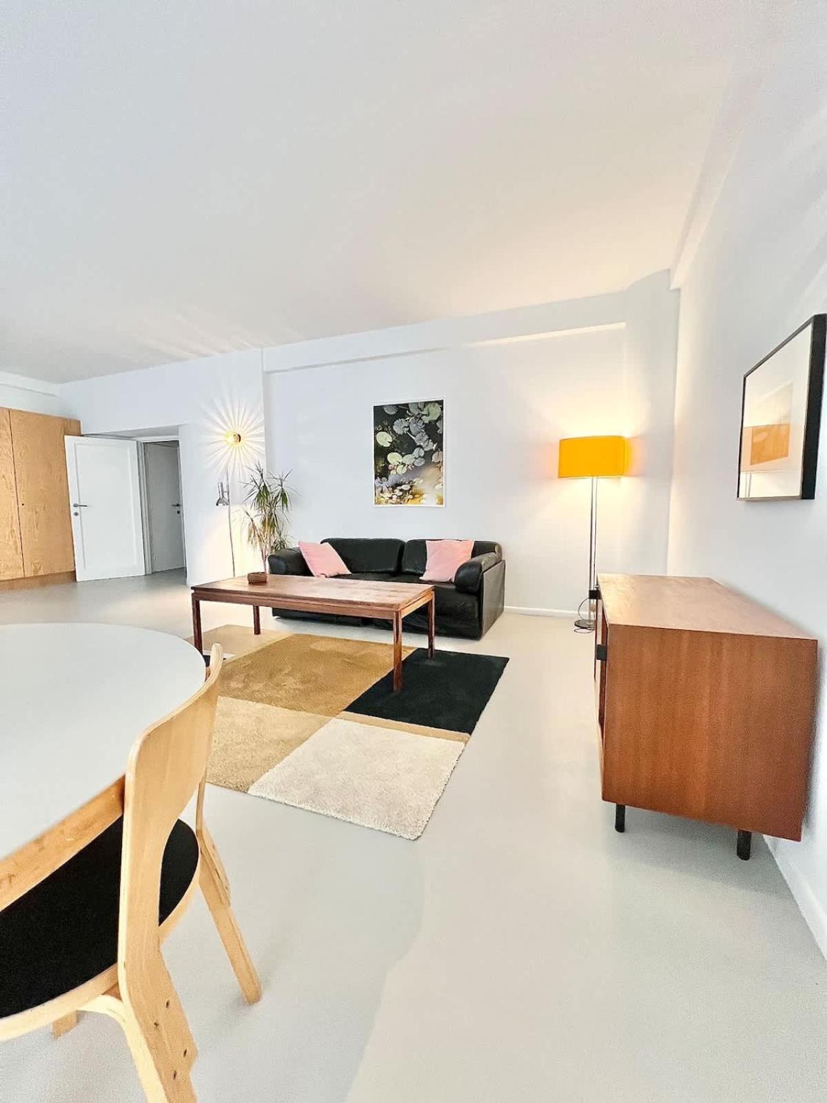 5 Min From Grand Place 1 Bedroom Apt Renovated! Appartement