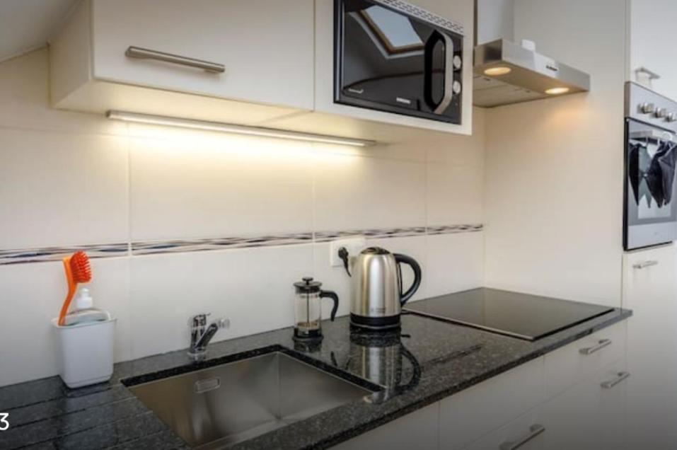 Heart Of Escape, Steps From Bourse Apartment