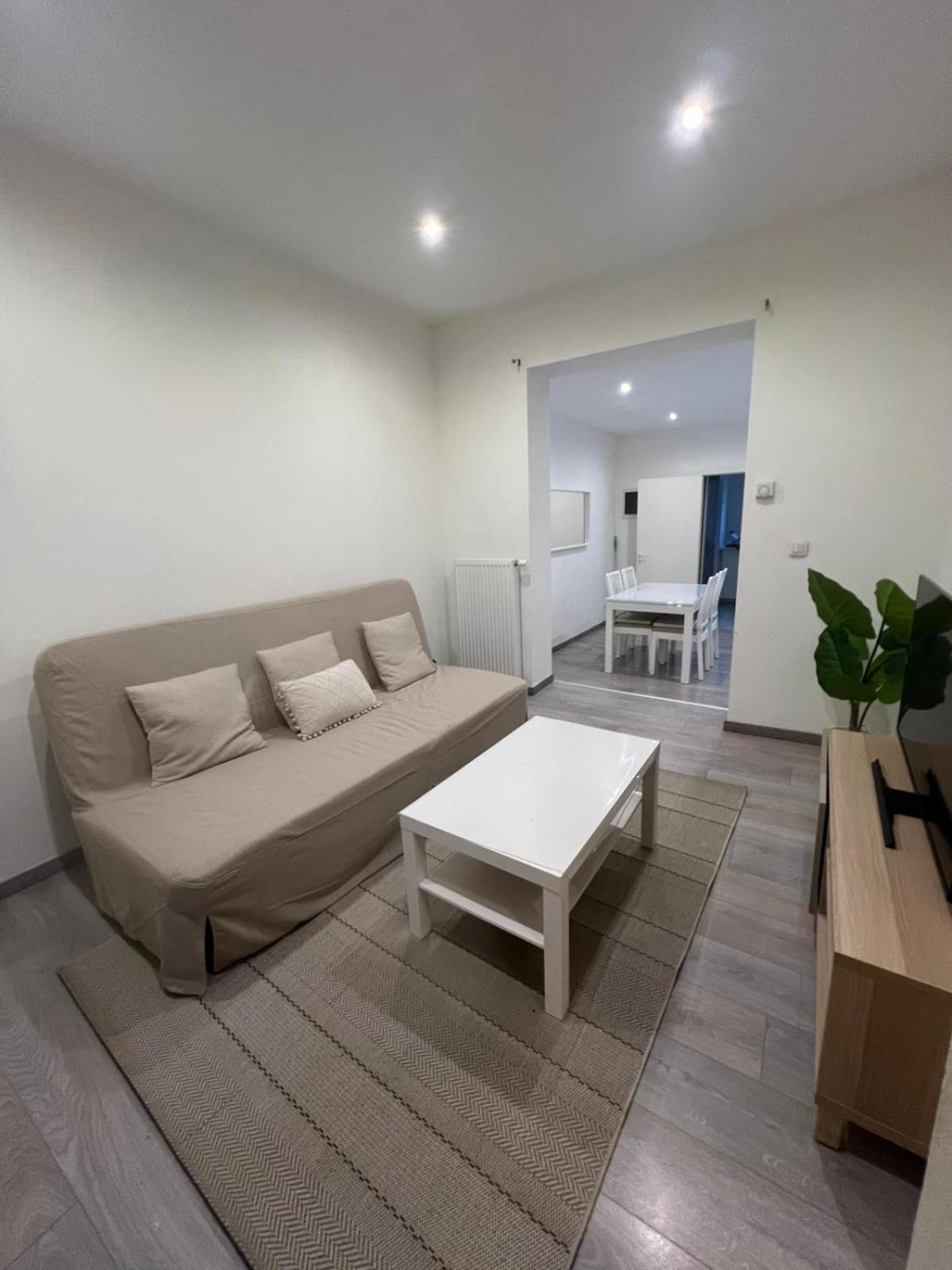 Apartment Confortable Avec Garage Premier Etage Sans Terrasse