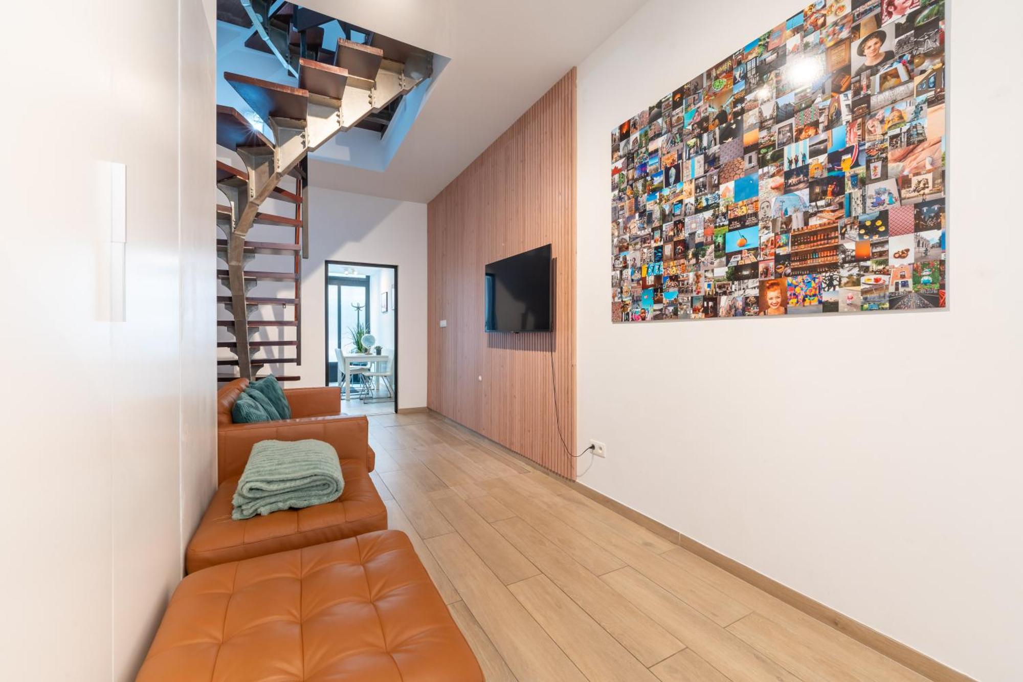 6 Bedroom House With Private Bathrooms In Bxl Downtown Apartment *