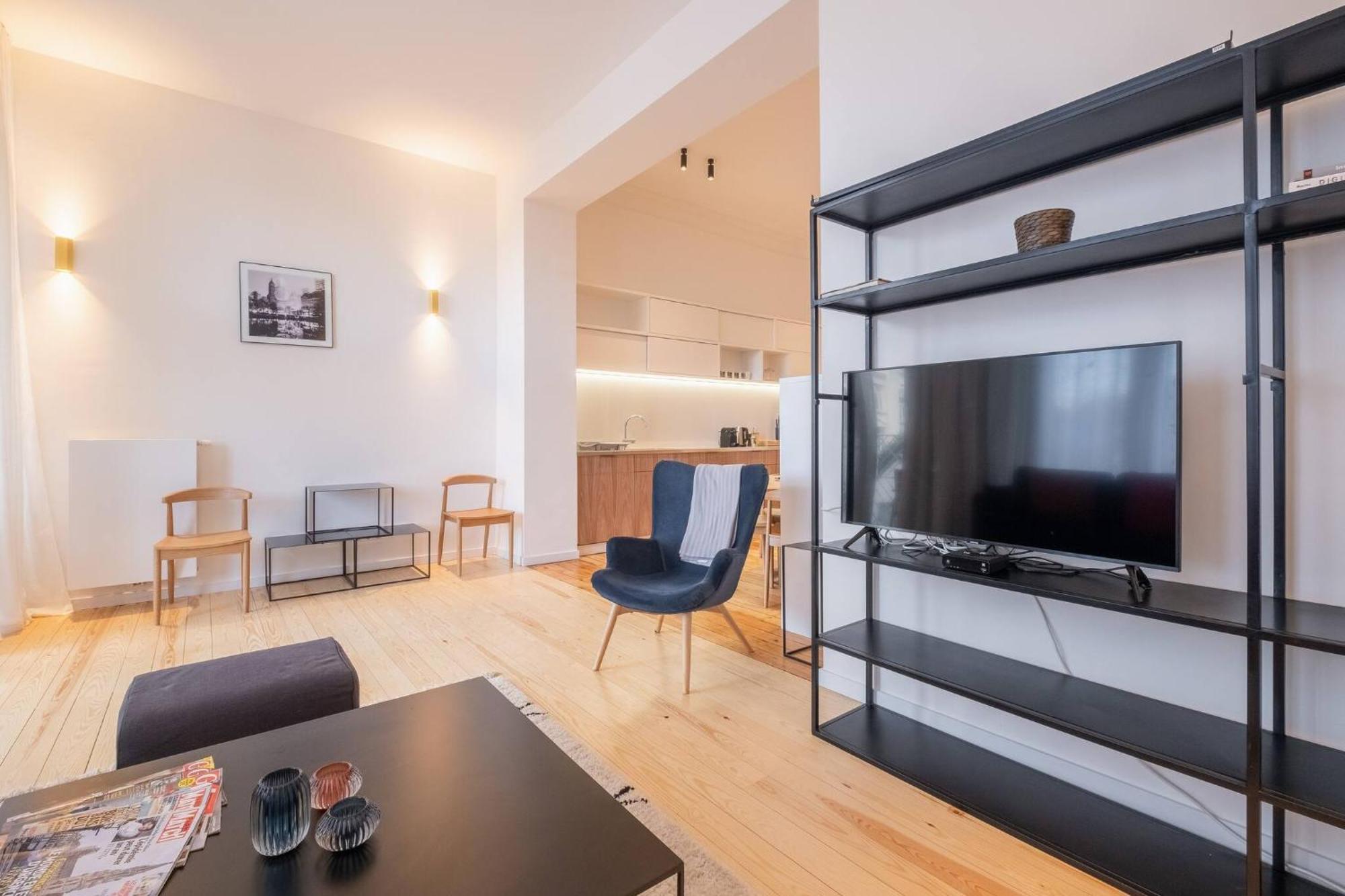 Self Check In For 2 In Heart Of Trendy Saint-gilles Apartment *