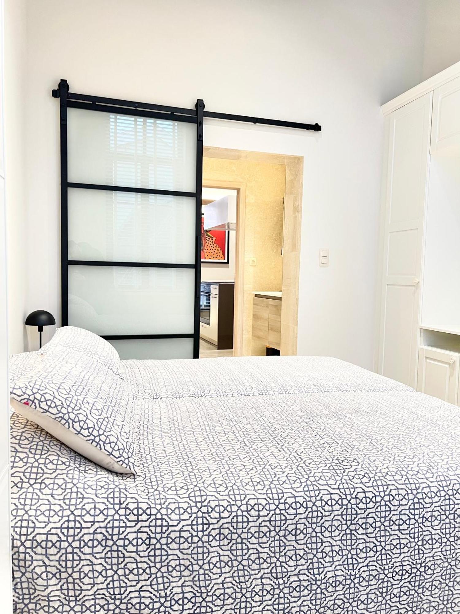 Luxury On Rue Haute Bruxelas